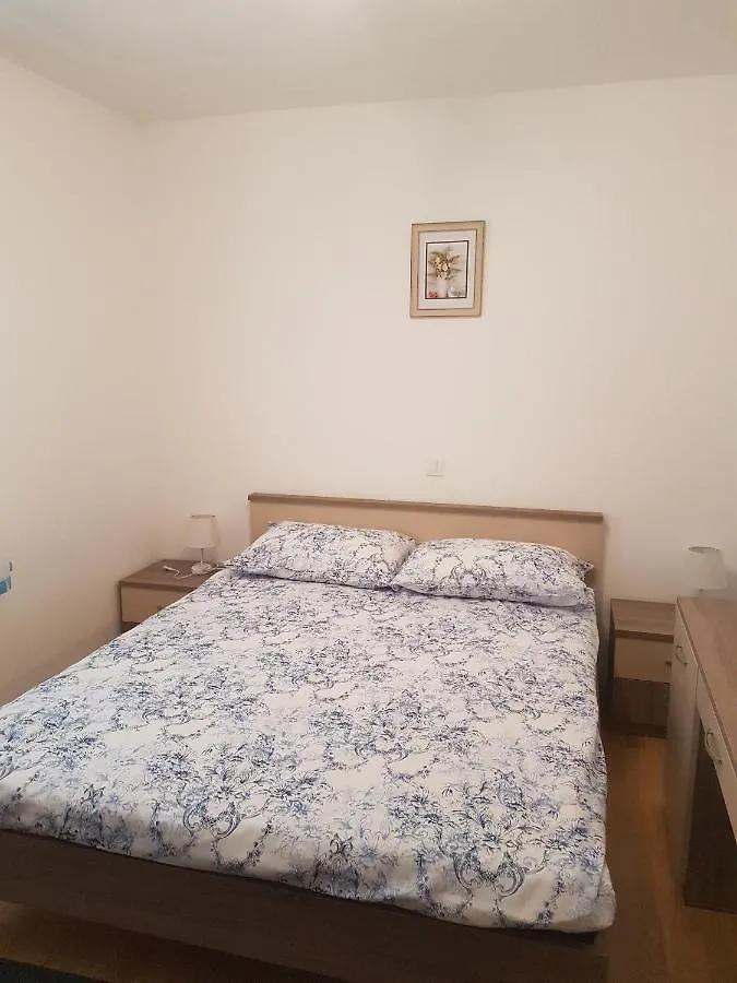 Apartment Novi Vinodolski 16998B Croatia