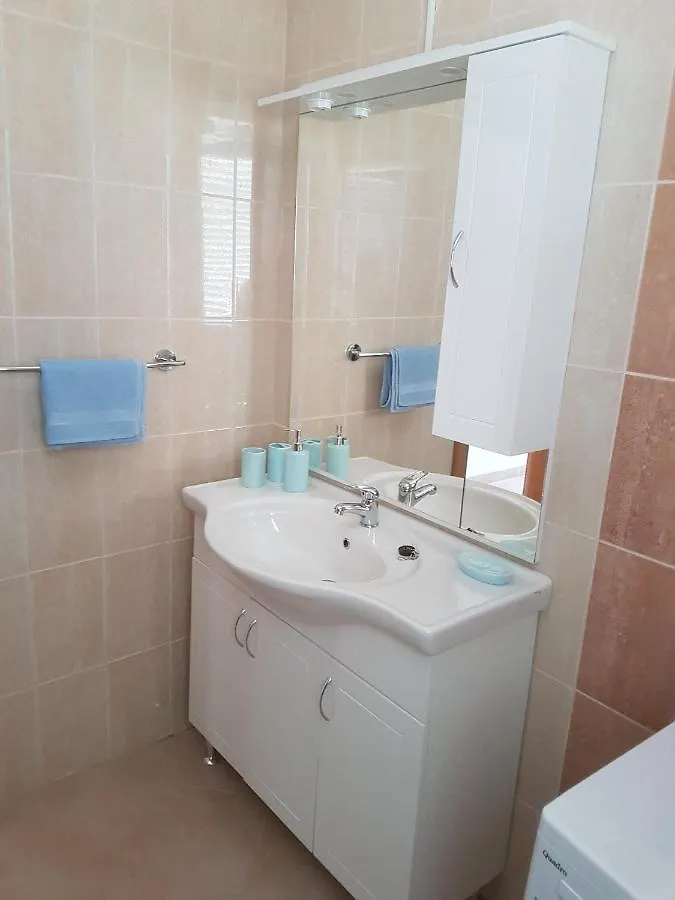 Apartment Novi Vinodolski 16998B 0*,  Croatia